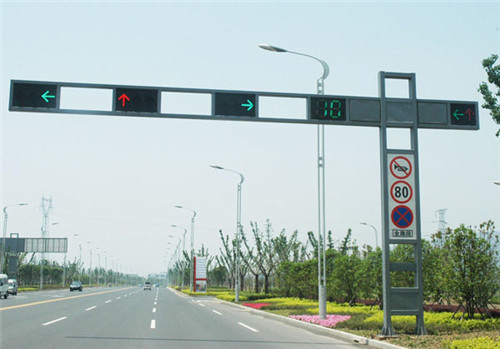 郑州交通信号杆价格